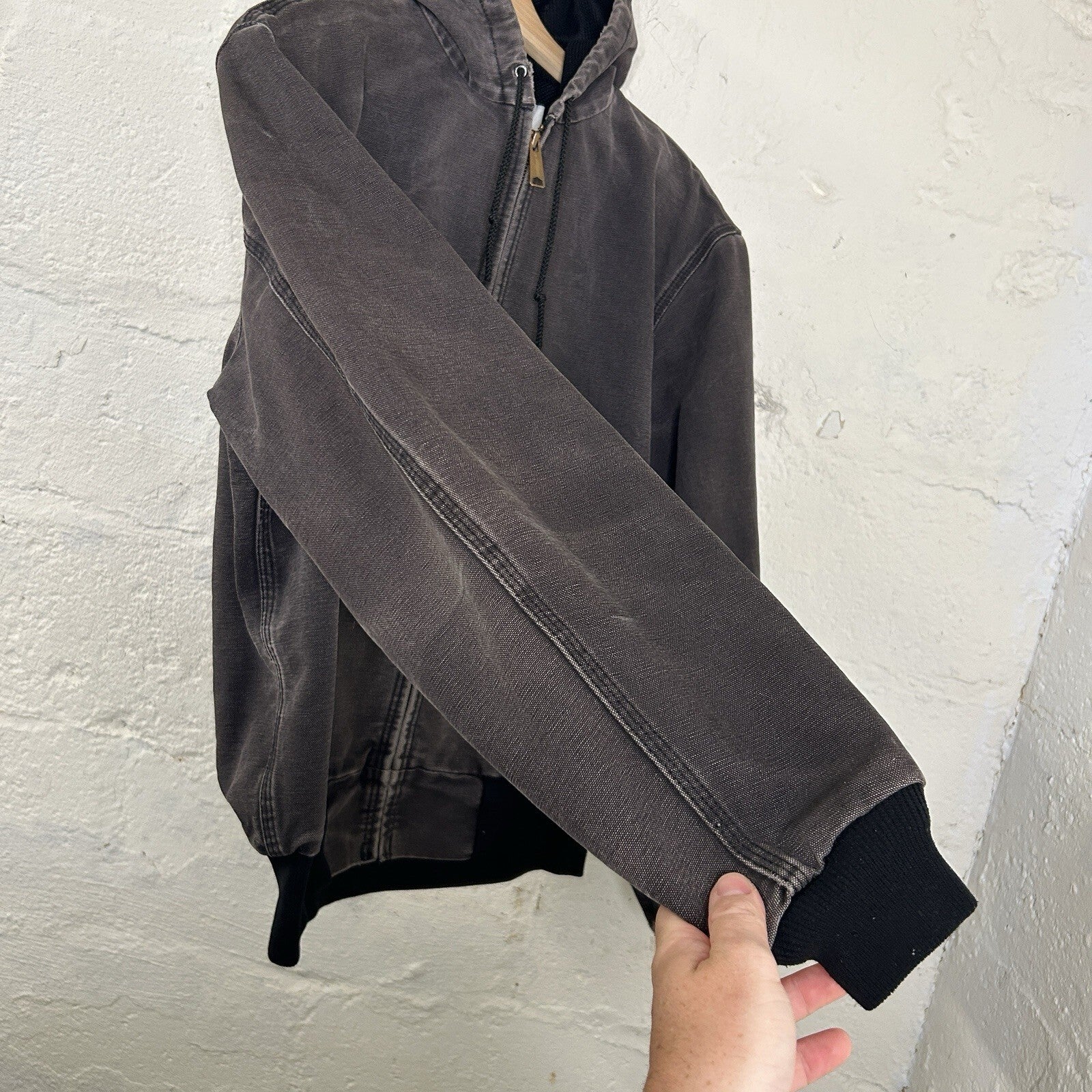 Vintage Faded Carhartt Thermal Hooded Active Jacket “Black” JR105 Men’s Small