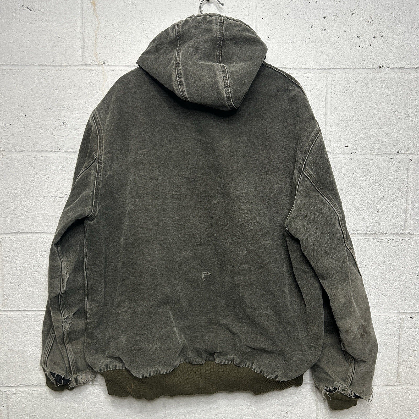 Vintage Carhartt Quilted Hooded Active Jacket “Moss Green” J130 MOS Men’s XL