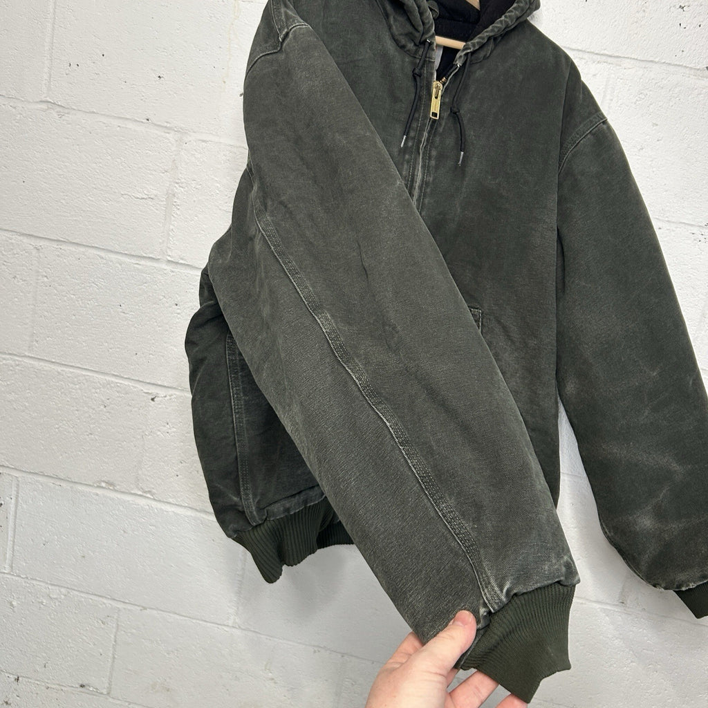 Vintage Carhartt Quilted Hooded Active Jacket “Moss” J130 MOS Men’s X-Large