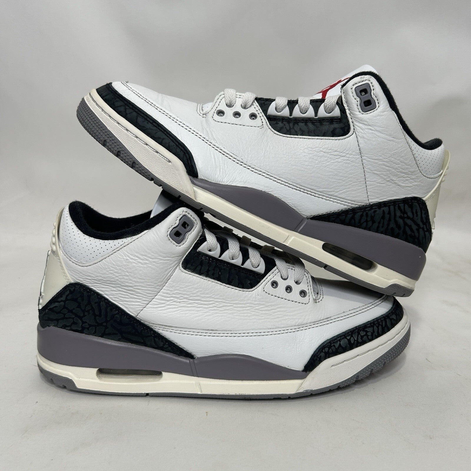 Nike Air Jordan 3 Retro “Cement Grey Summit White Fire Red” CT8532-106 Men’s 9.5