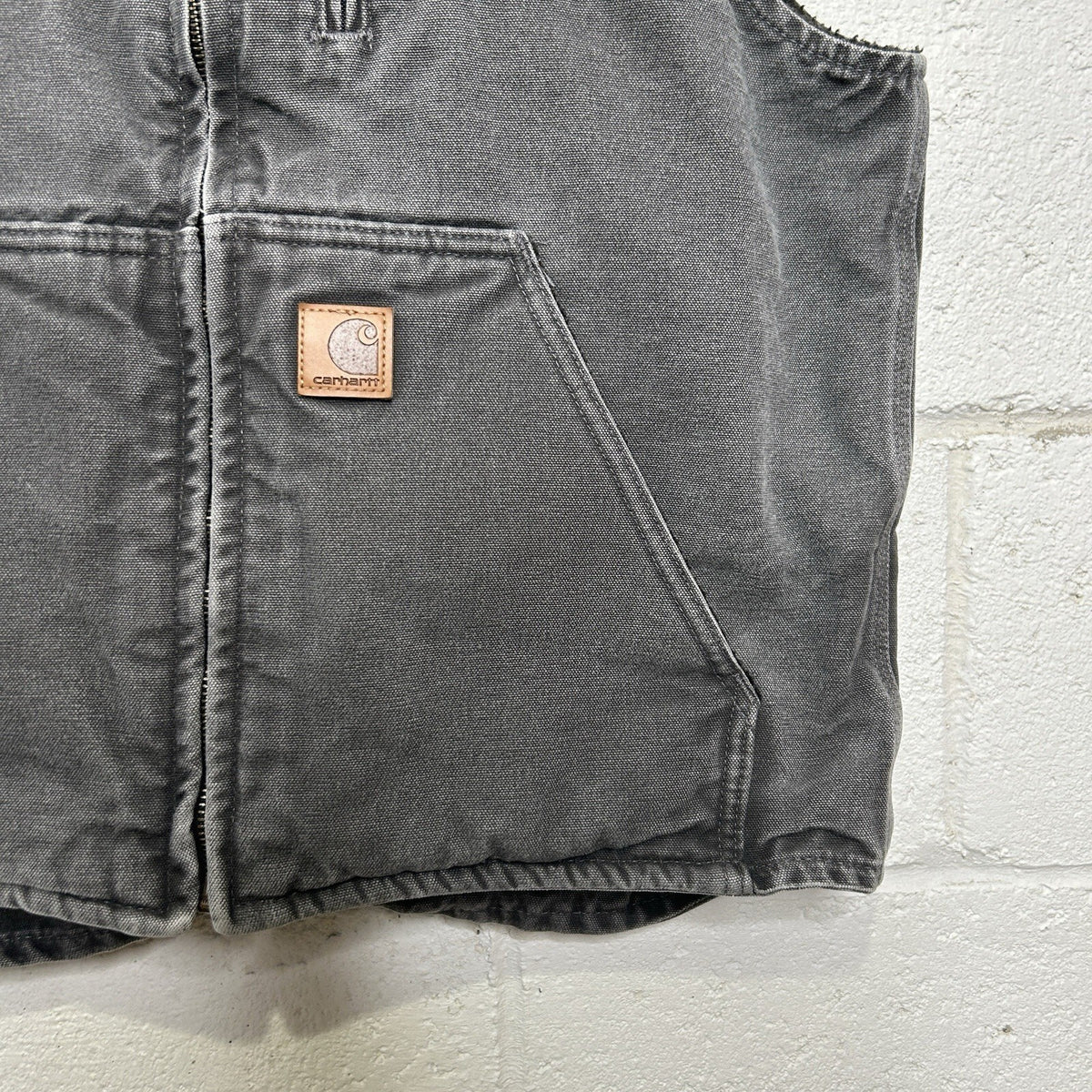 Carhartt Sandstone Sherpa-Lined Vest “Gravel” V33 GVL