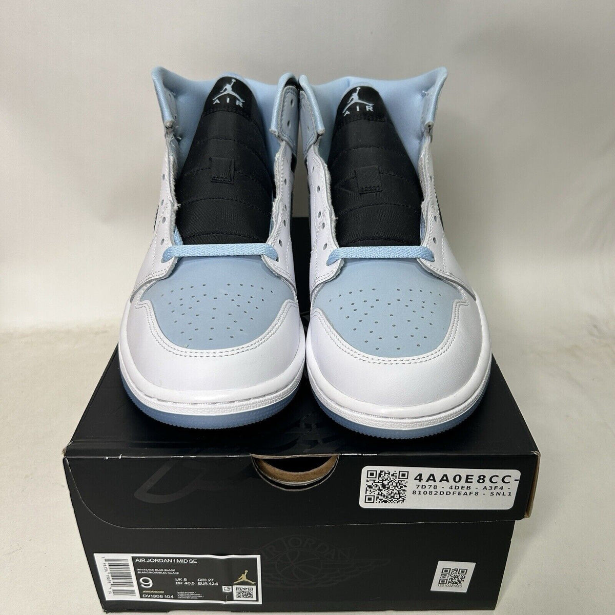Nike Air Jordan 1 Mid SE “UNC/Ice Blue” 2024