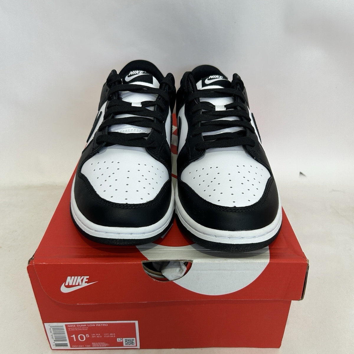 Nike Dunk Low Retro “White Black/Panda”