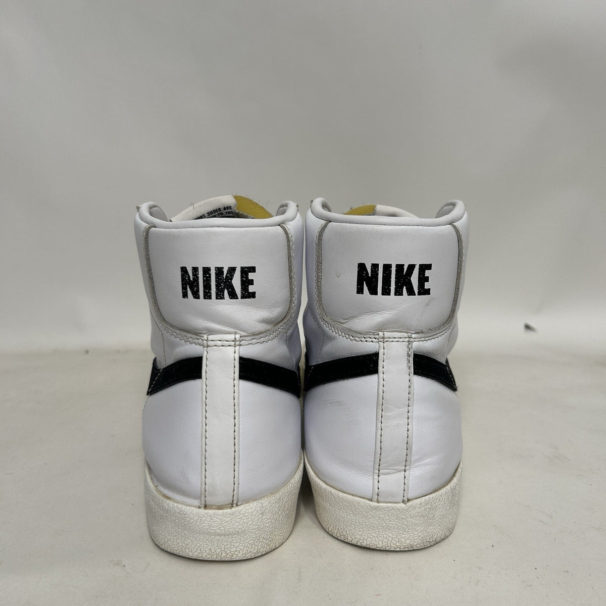 Nike Blazer Mid '77 Vintage “White Black”