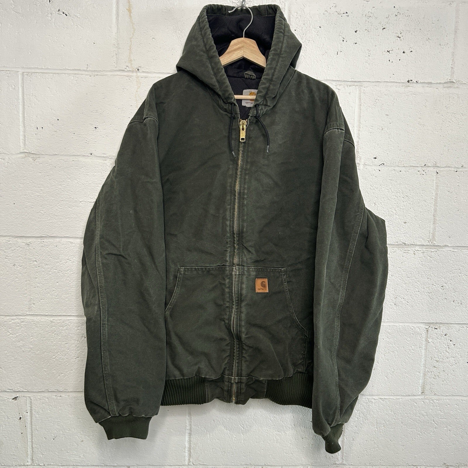 Vintage Carhartt Quilted Hooded Active Jacket “Moss” J130 MOS Men’s X-Large
