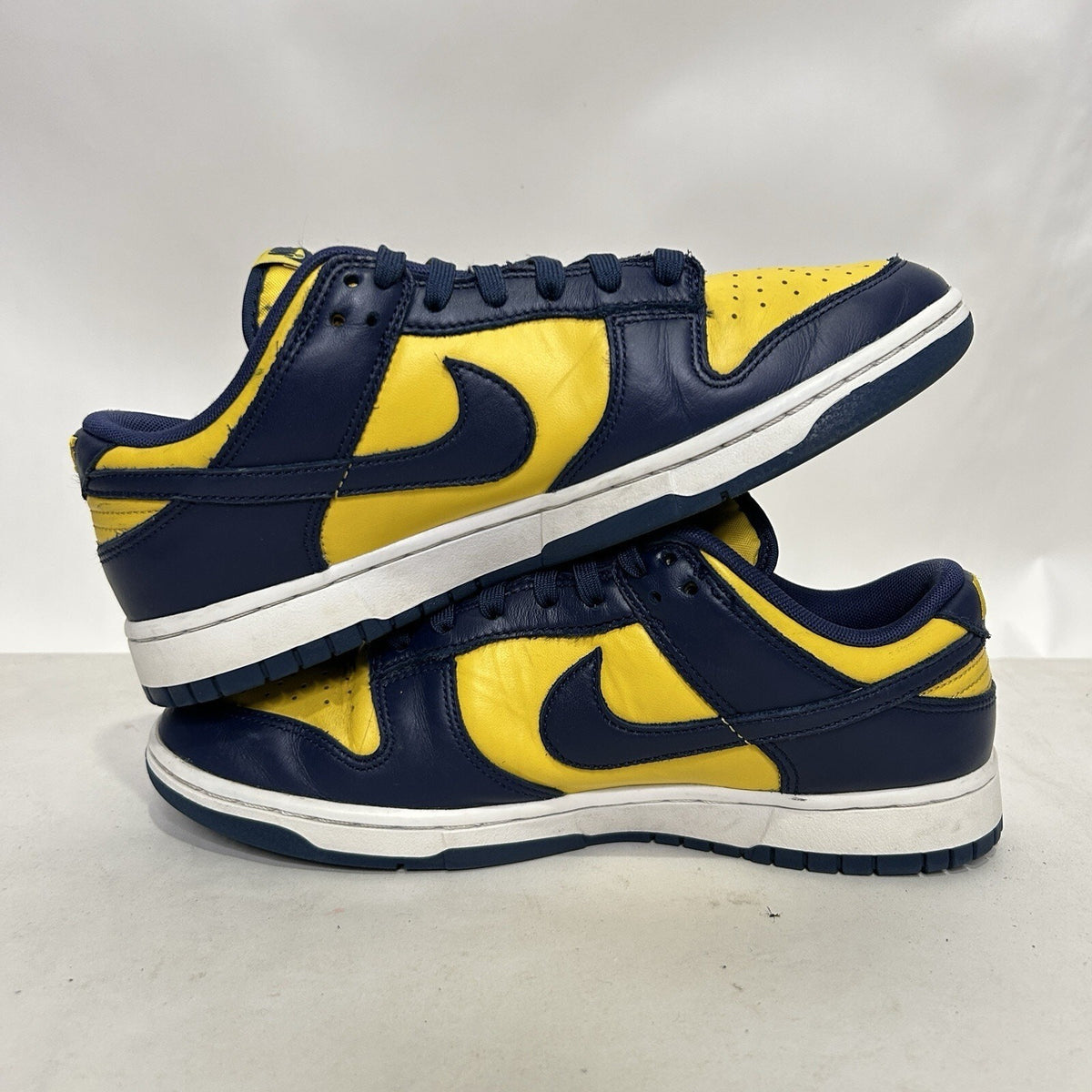 Nike Dunk Low Retro “Michigan” 2021