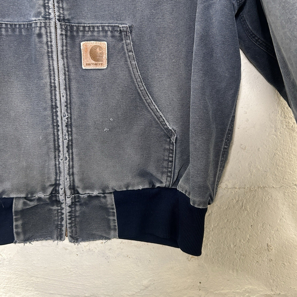 Vintage Faded Carhartt Hooded Active Jacket “Navy Blue” JQ283 Men’s X-Large