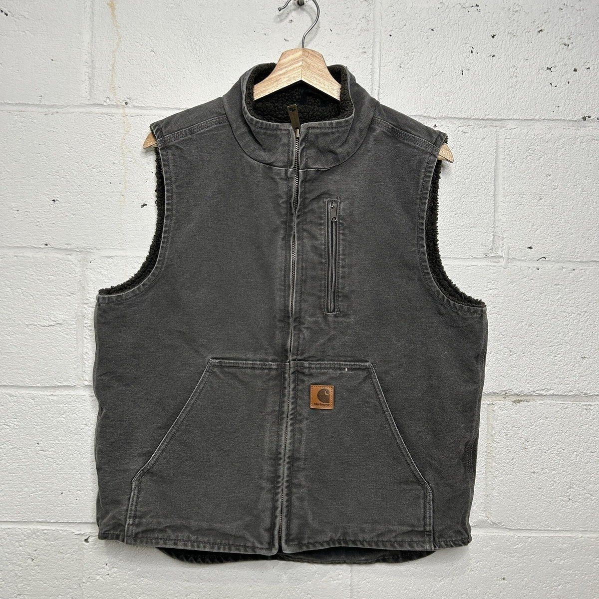 Carhartt Sandstone Sherpa-Lined Vest “Gravel” V33 GVL
