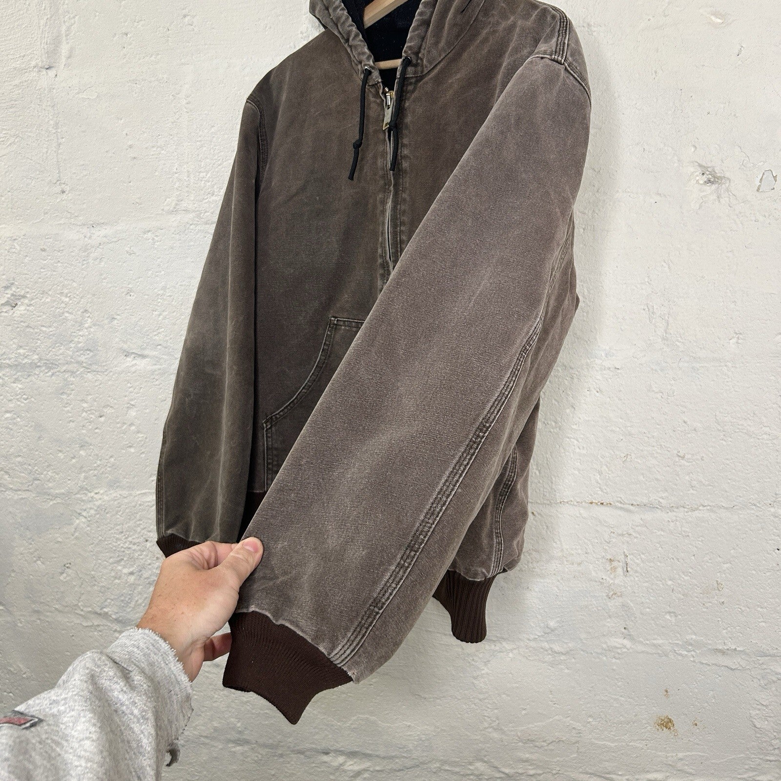 Vintage Carhartt Quilted Hooded Active Jacket “Chestnut” J130 CHT Men’s Medium