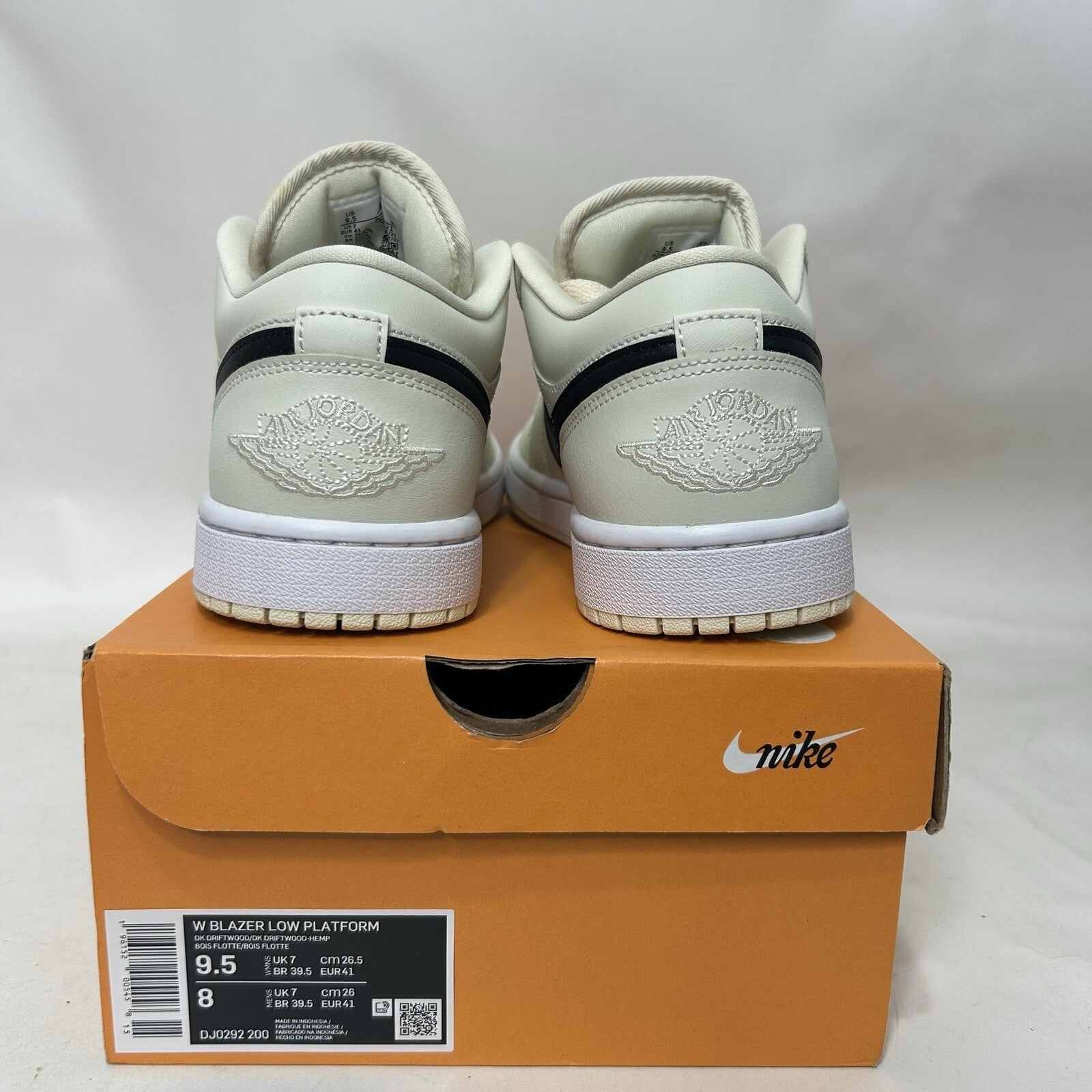 Nike Air Jordan 1 Retro Low “Coconut Milk” DC0774-121 Women's 9.5 New