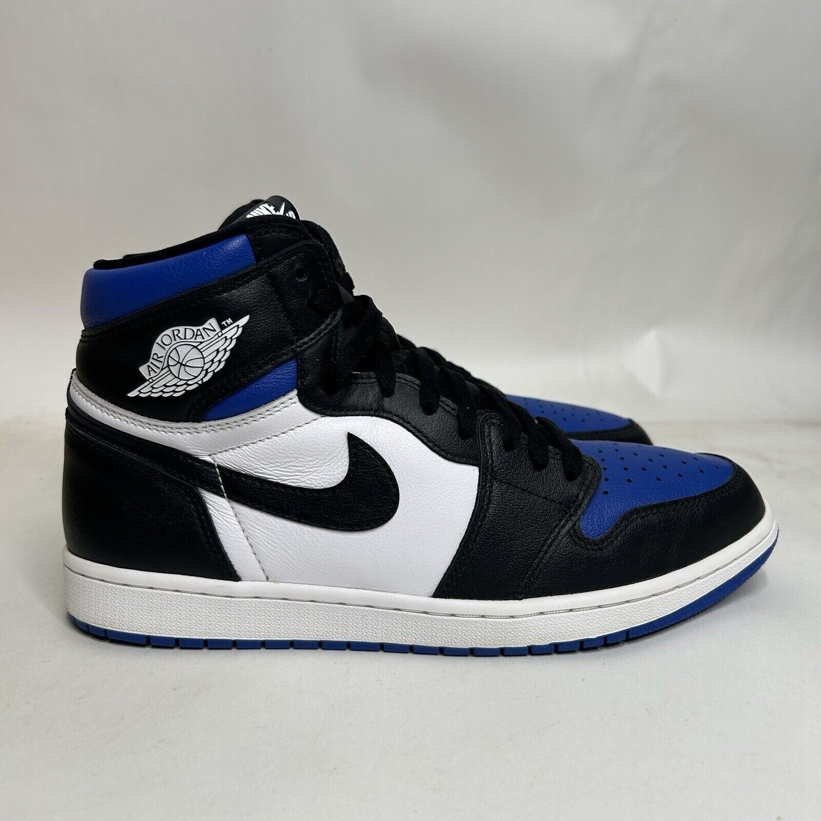 Nike Shoes Air Jordan 1 Retro High OG “Royal Toe” 555088-041 Men’s 11 Worn