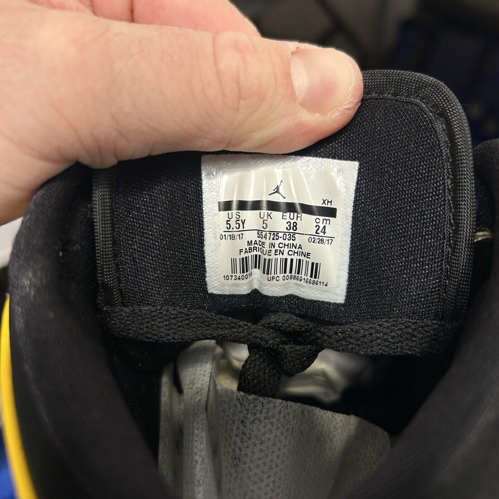 Nike Shoes Air Jordan 1 Retro Mid GS “New Love” 2017