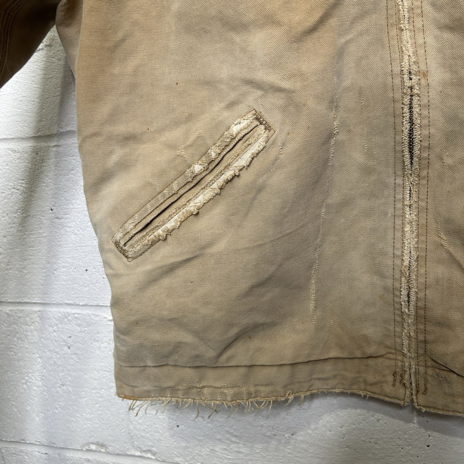 Vintage Carhartt Blanket-Lined Detroit Jacket “Brown” J01 BRN Men’s Large Worn