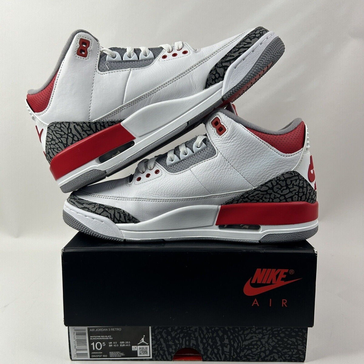 Nike Shoes Air Jordan 3 Retro OG “Fire Red” 2024
