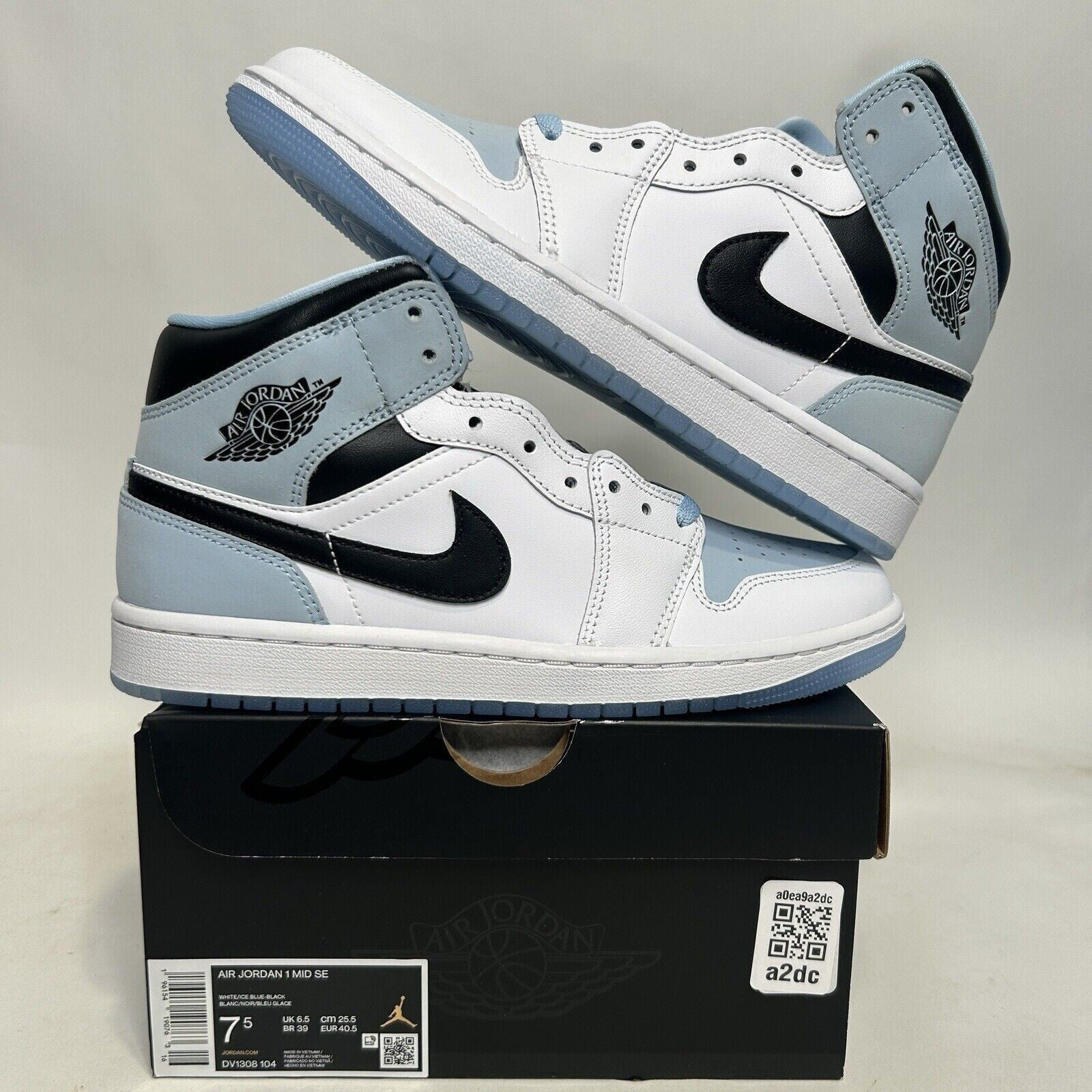 Nike Shoes Air Jordan 1 Mid SE “UNC/Ice Blue" 2024