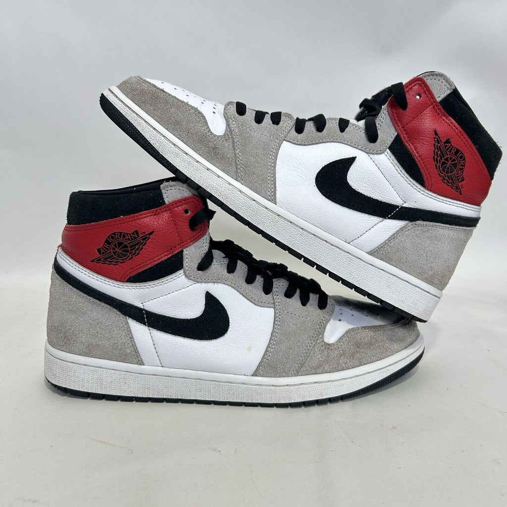 Nike Air Jordan 1 Retro High OG “Light Smoke Grey”