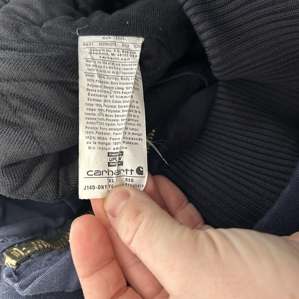 Carhartt Quilted Hooded Active Jacket “Dark Navy” J140 DNY Men’s X-Large