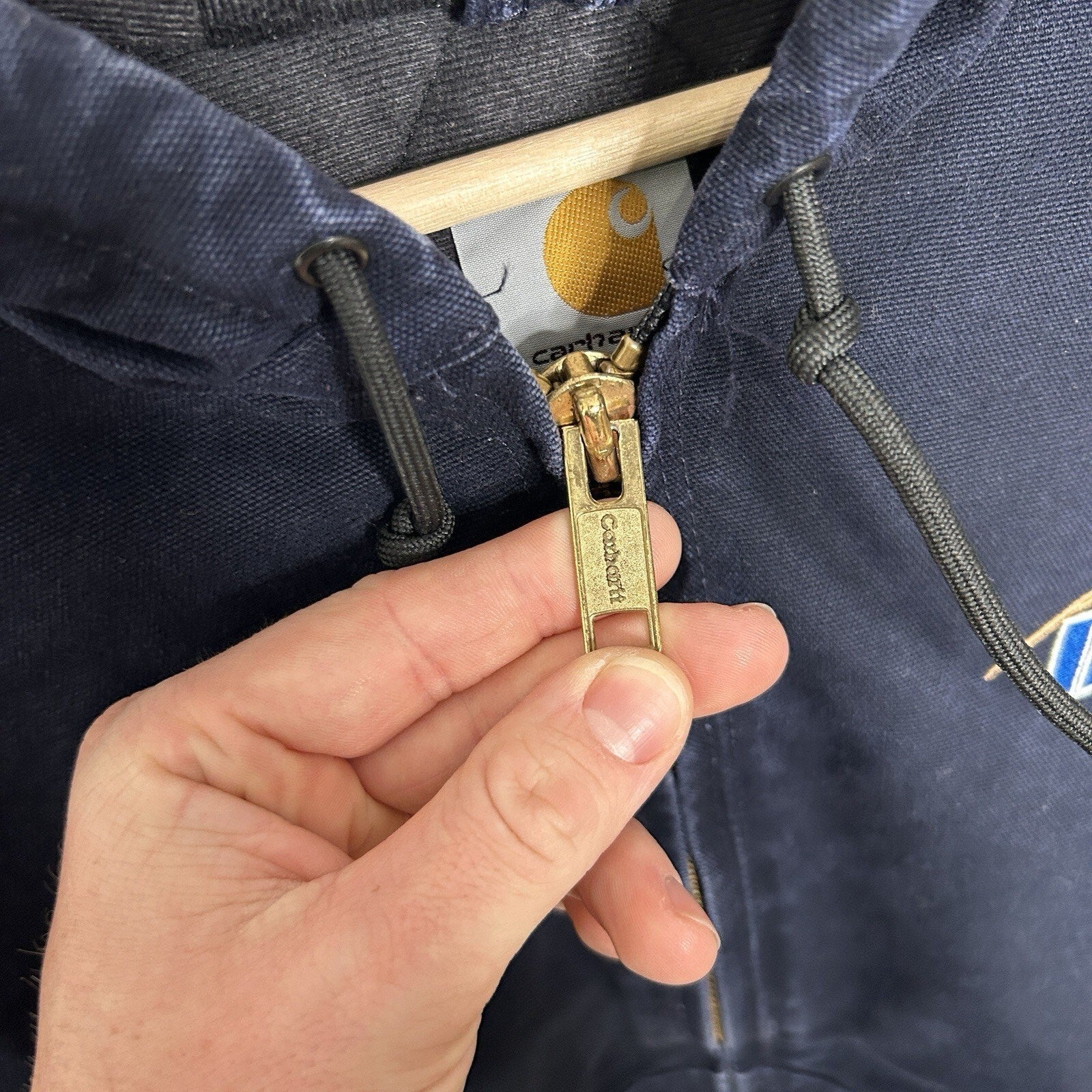 Y2K Carhartt Hooded Active Jacket “Midnight Navy” J130 MDT