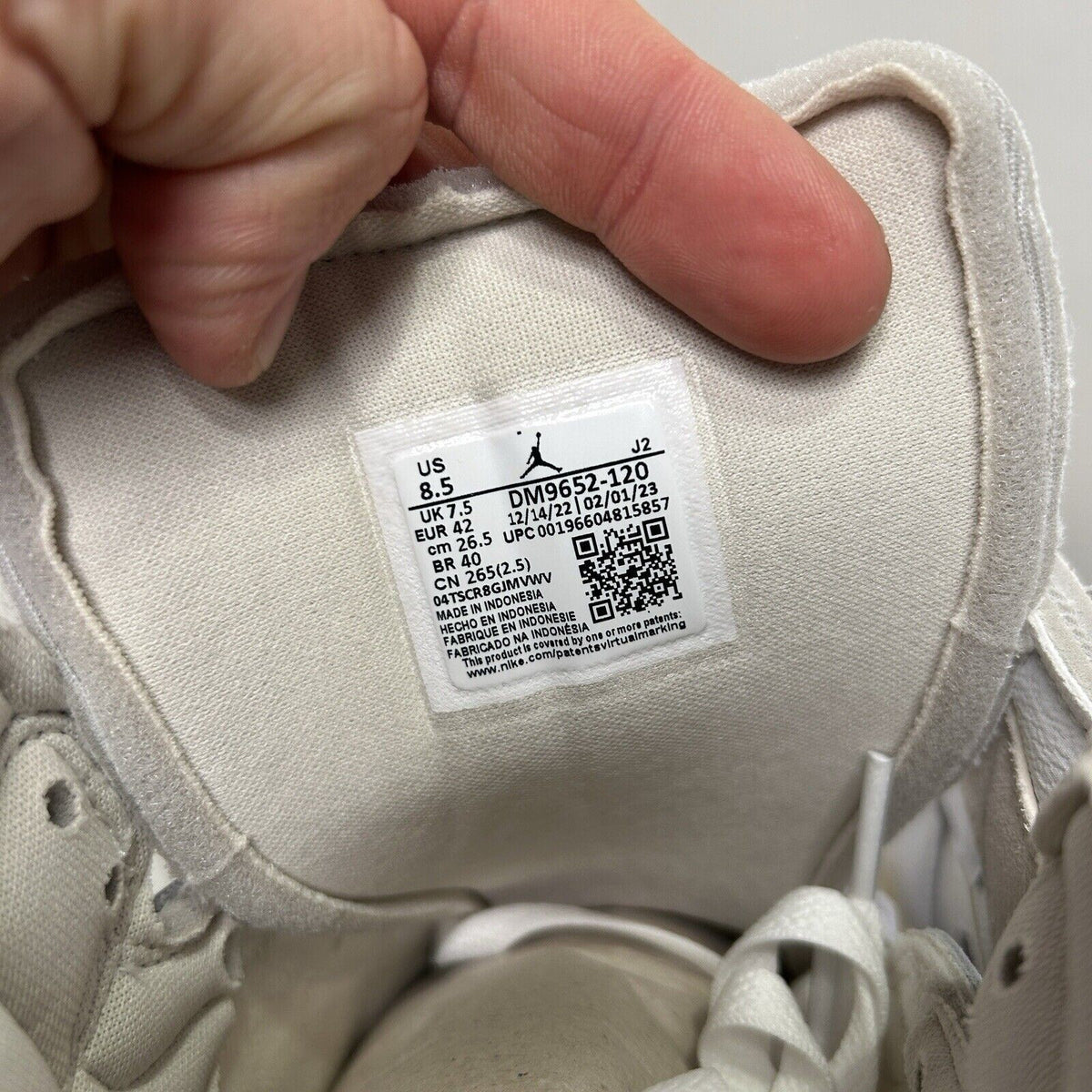 Nike Shoes Air Jordan 1 Mid SE Craft “Orewood Tech Gray” 2024