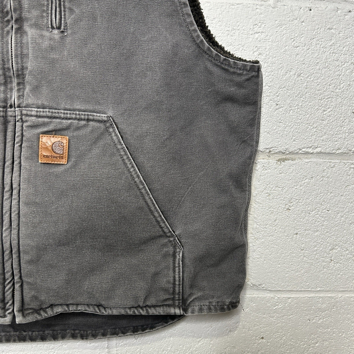 Carhartt Sandstone Sherpa-Lined Vest “Gravel” V33 GVL