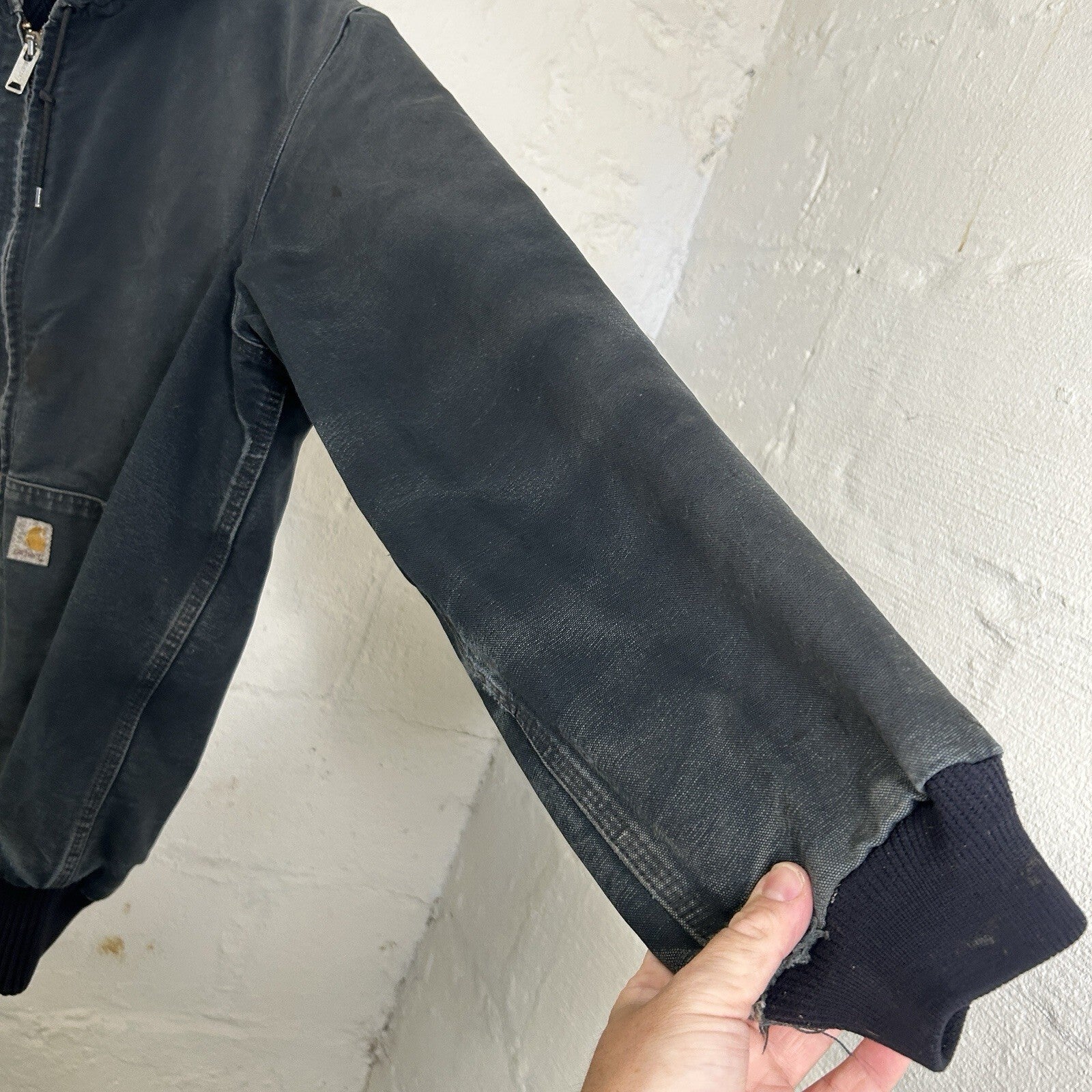 Vintage Faded Carhartt Quilted Active Jacket “Black” J140 BLK Men’s X-Large