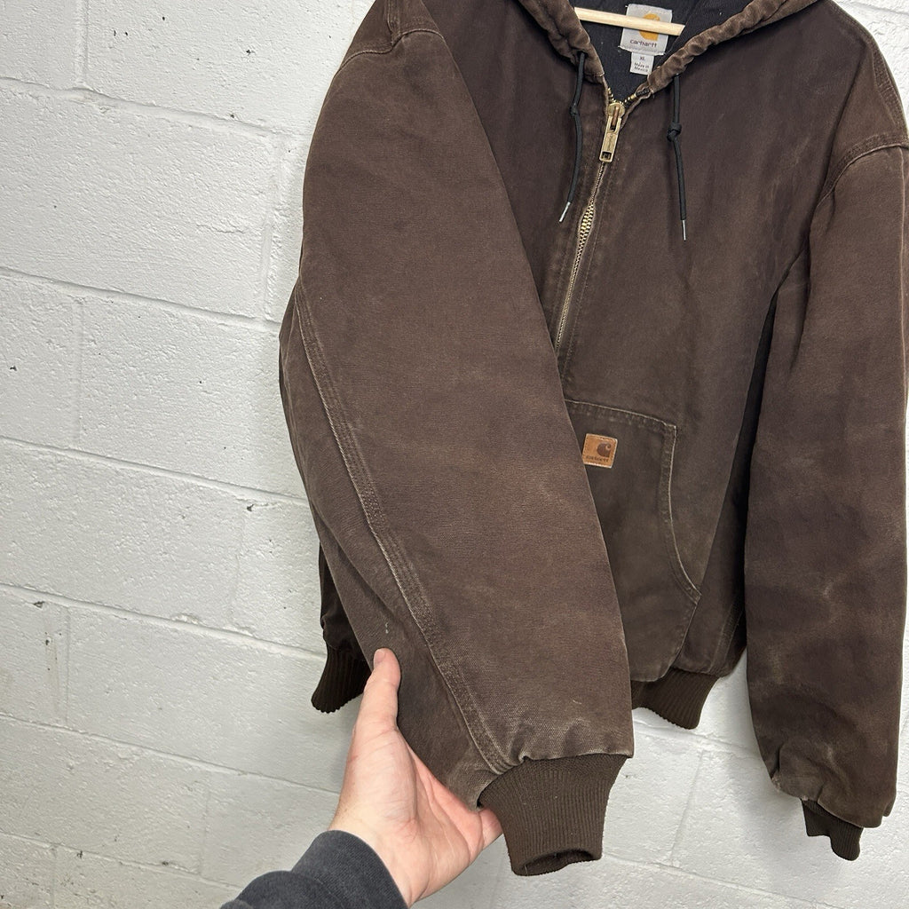 Vintage Carhartt Hooded Active Jacket “Dark Brown” J130 DKB Men’s X-Large Worn