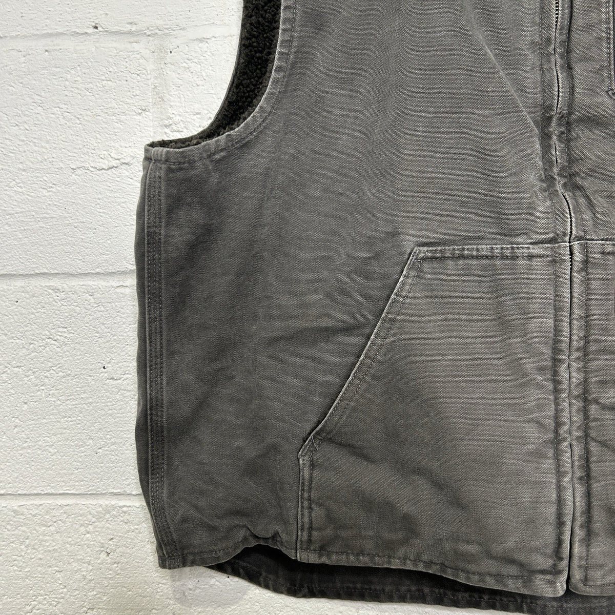 Carhartt Sandstone Sherpa-Lined Vest “Gravel” V33 GVL