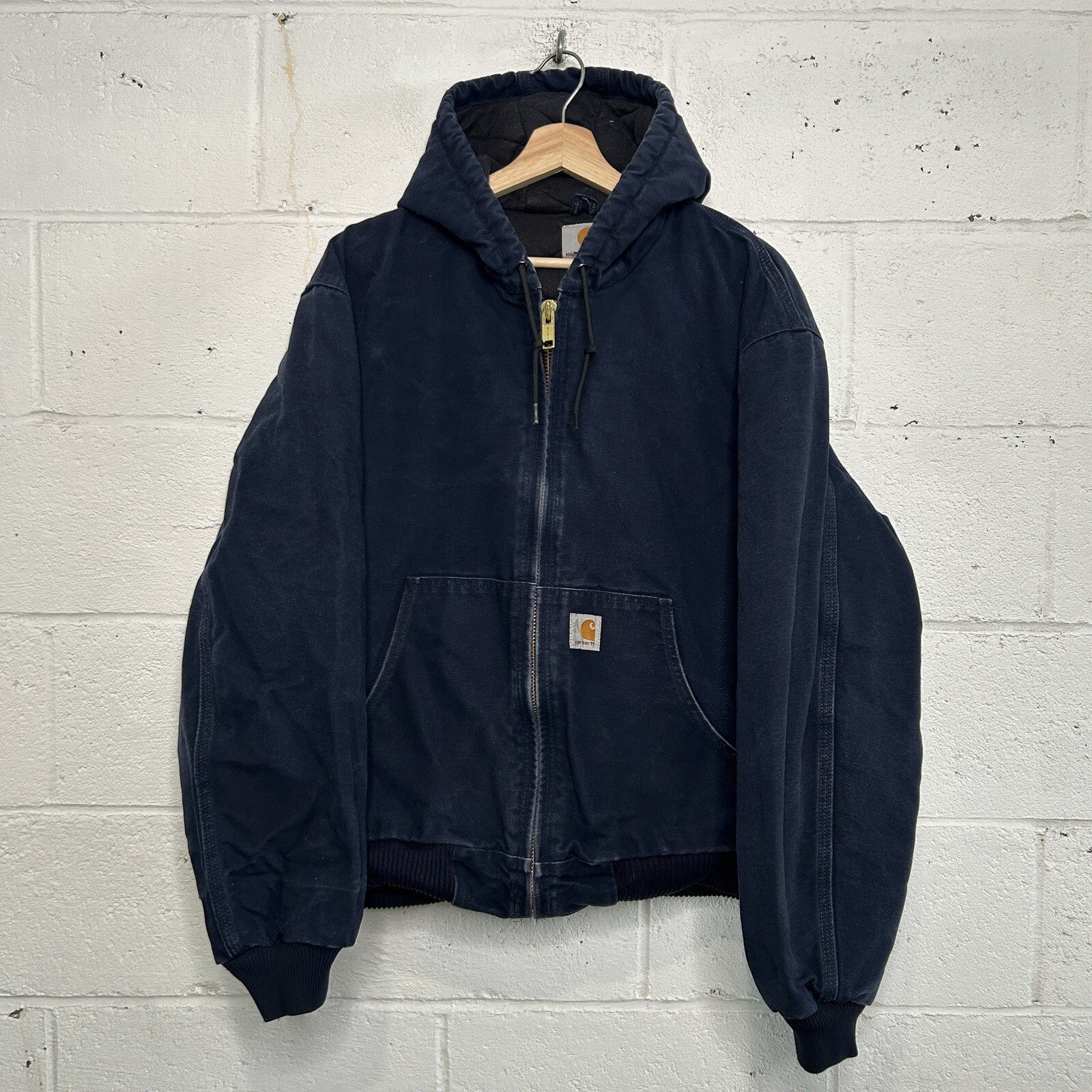 Carhartt Quilted Hooded Active Jacket “Dark Navy” J140 DNY Men’s Large