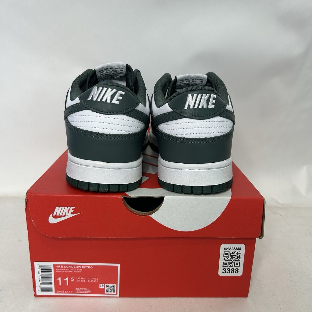Nike Dunk Low Retro “White Vintage Green”
