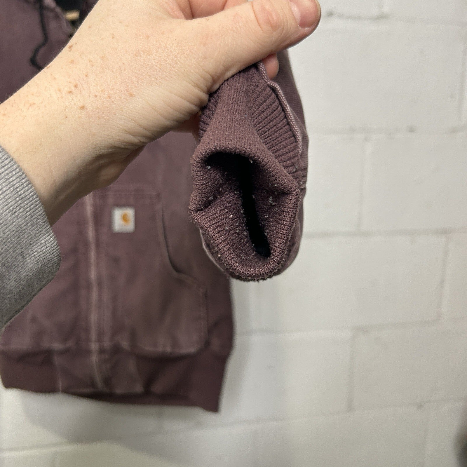 Vintage Carhartt Quilted Active Jacket “Deep Plum” WJ130 DPM Women’s Small