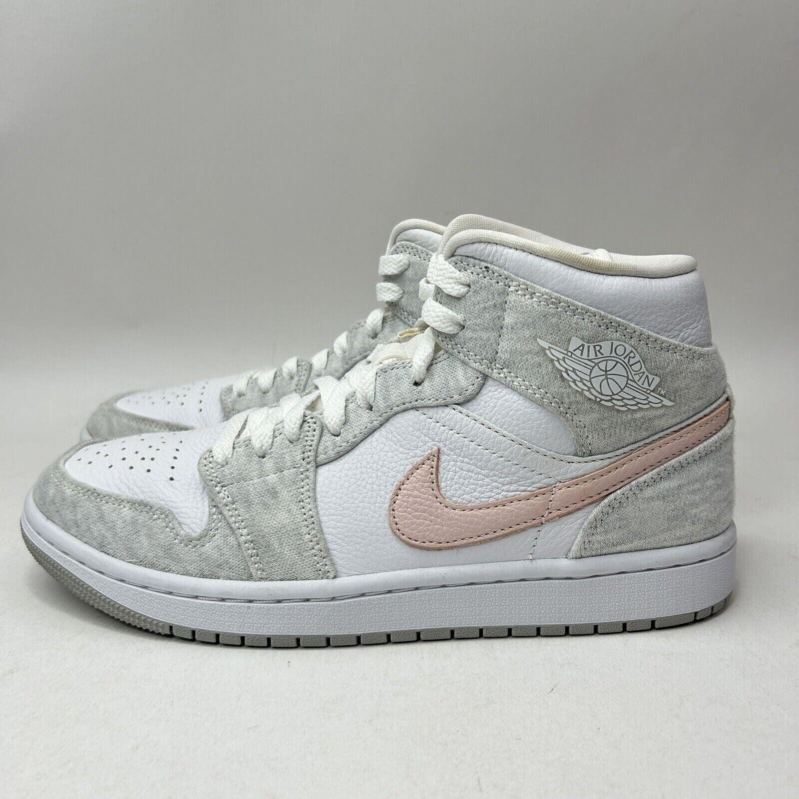 Nike Shoes Air Jordan 1 Mid SE WMNS “Light Iron Ore Grey” 2023