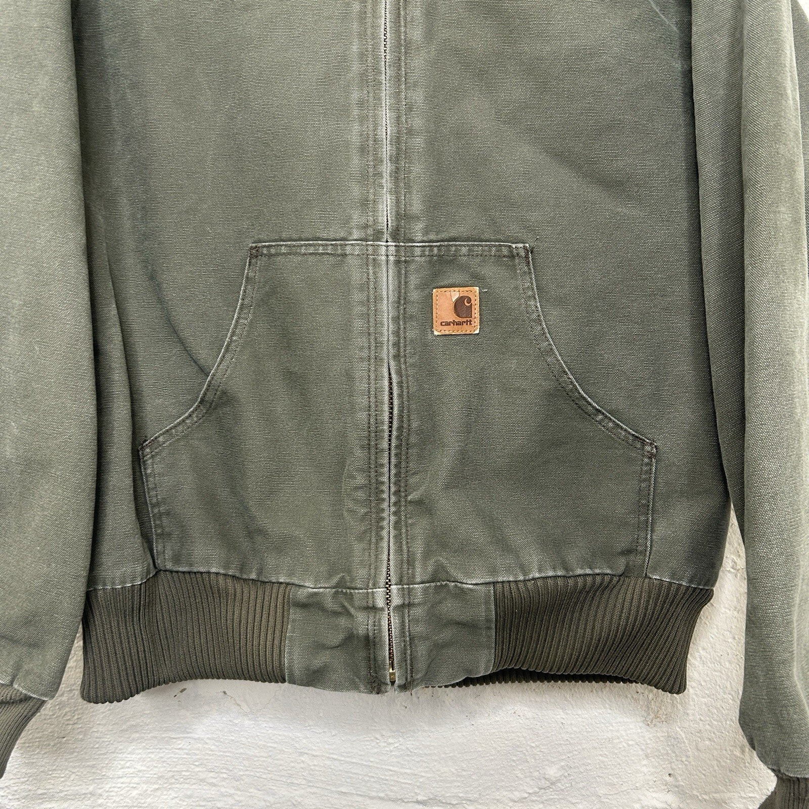 Vintage Carhartt Quilted Active Jacket “Army Green” J130 ARG Men’s Medium