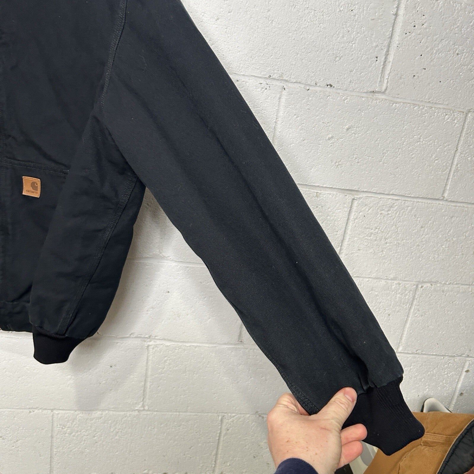 Vintage Carhartt Quilted Hooded Active Jacket “Black” J280 BLK Men’s X-Large