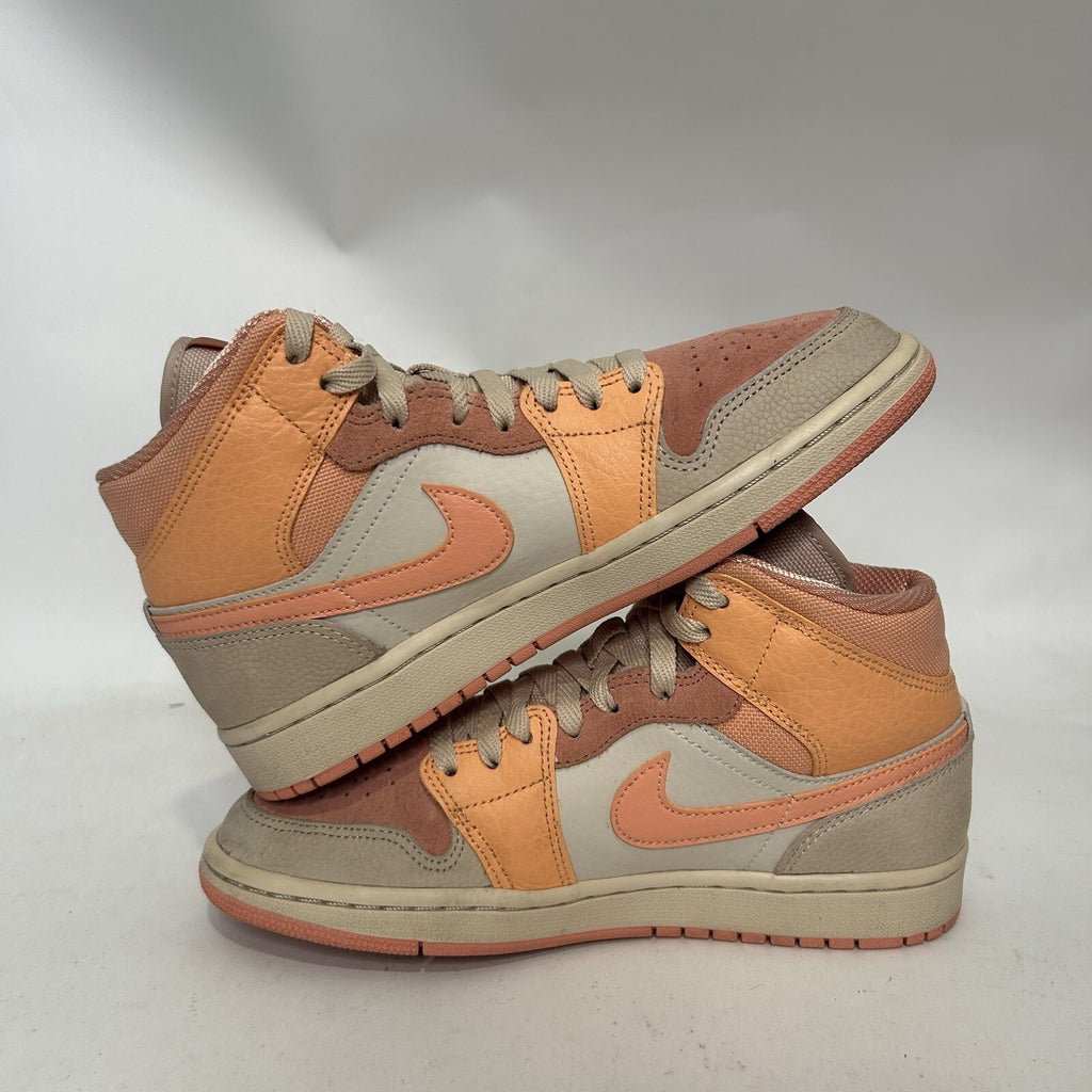 Nike Air Jordan 1 Retro Mid WMNS “Apricot Orange” DH4270-800 Women’s 7.5 Worn
