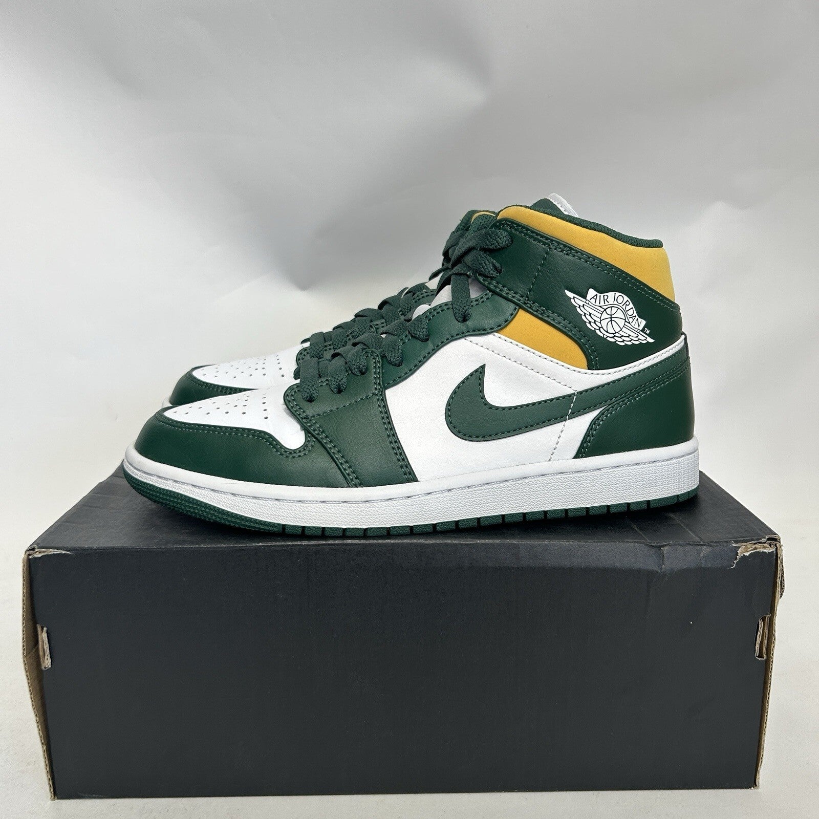 Nike Air Jordan 1 Mid Retro “Sonics/White Green Yellow” 554724-371 Men’s 8 Worn