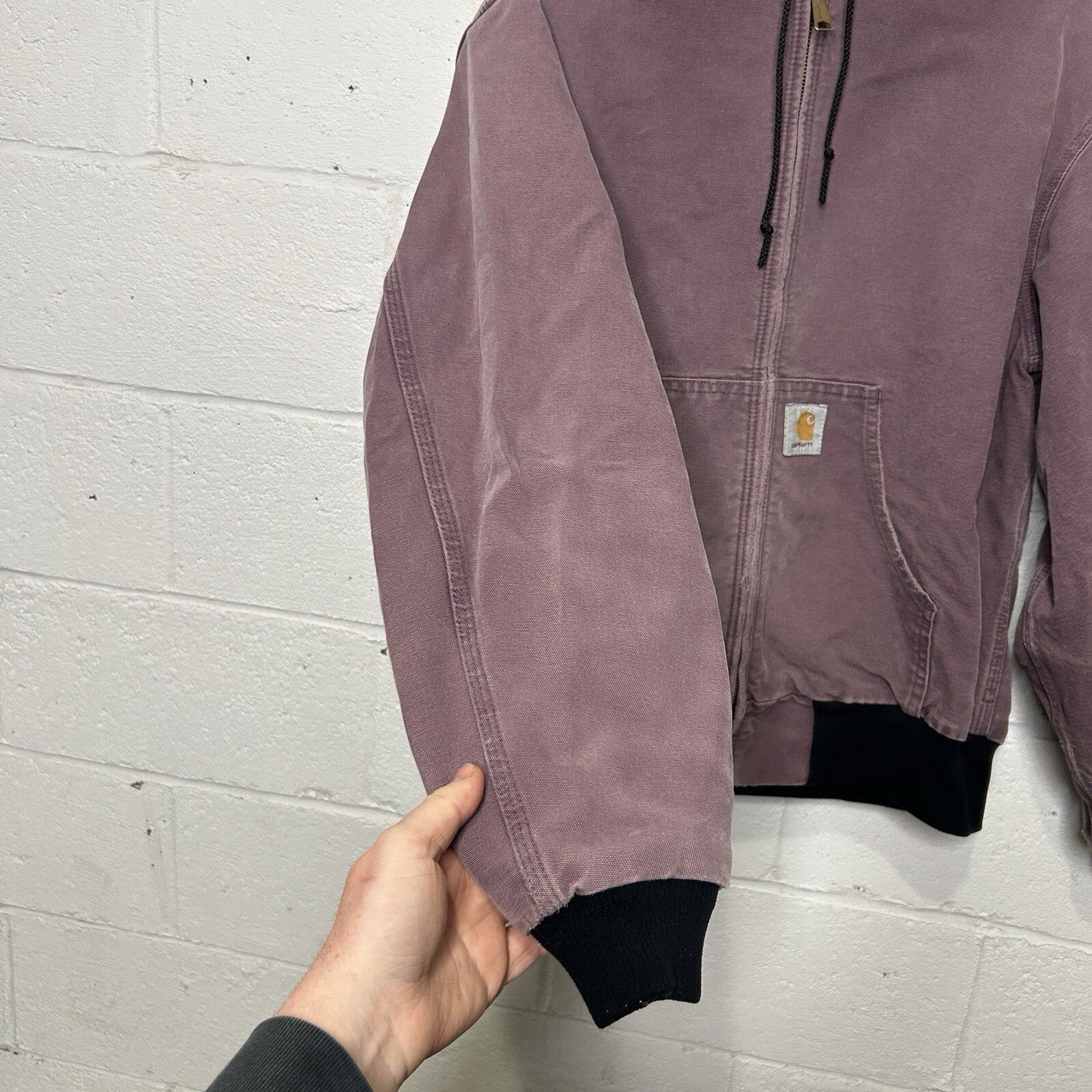 Vintage Carhartt Thermal-Lined Hooded Active Jacket “Damson” JR457 Men’s Large