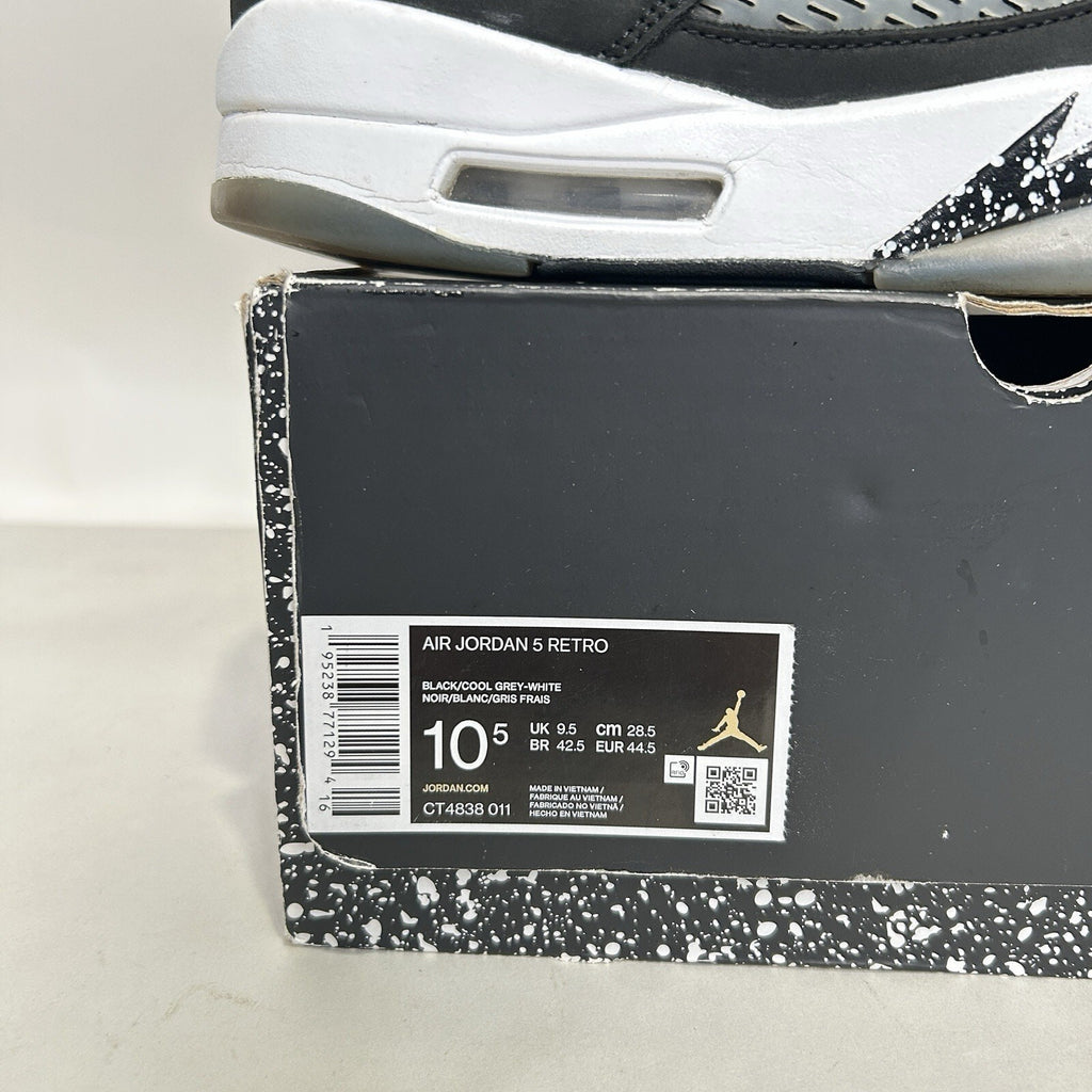 Nike Air Jordan 5 Retro “Moonlight/Oreo” 2021
