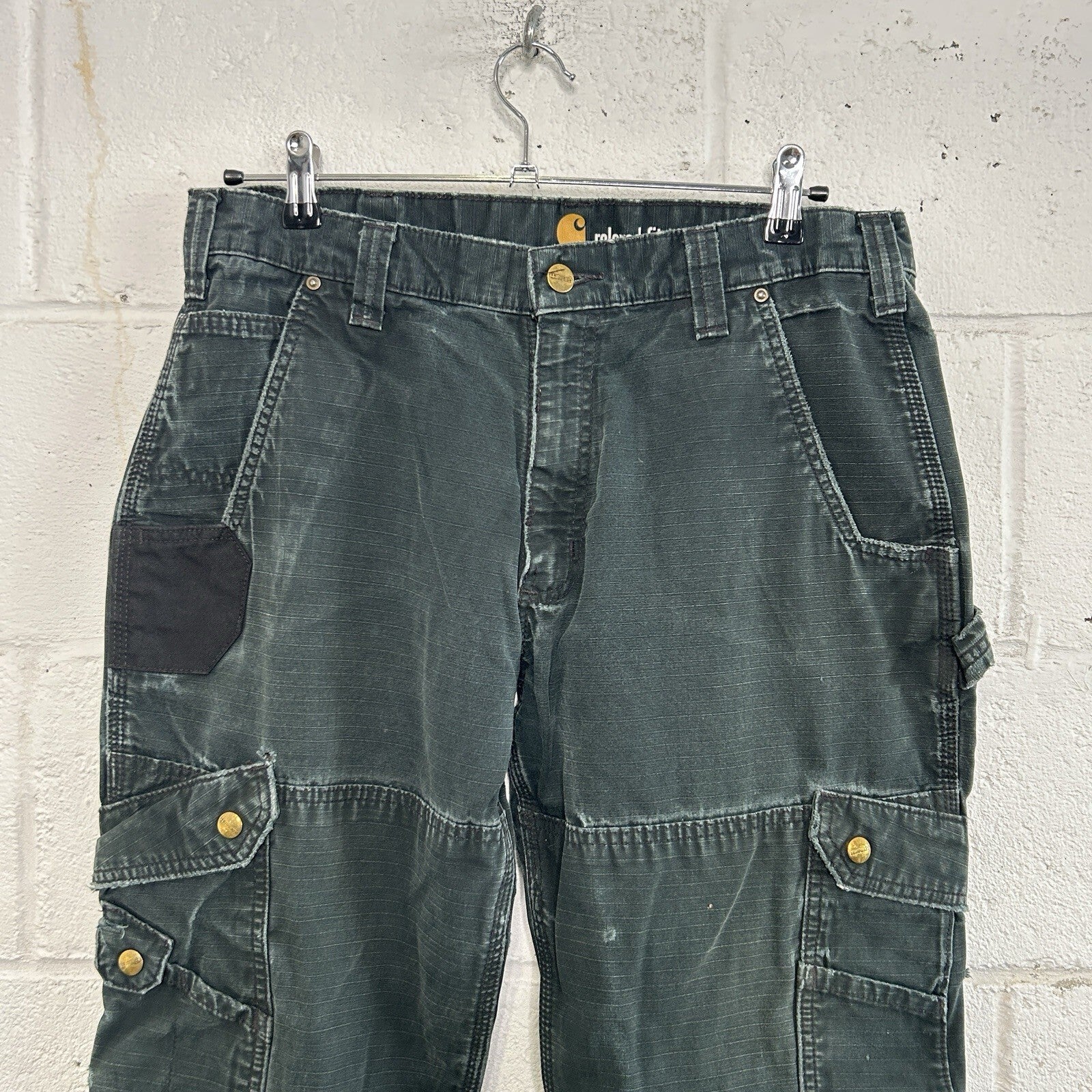 Vintage Carhartt Relaxed Fit Utility Cargo Pants “Black” B342 BLK Men’s 34x28.50
