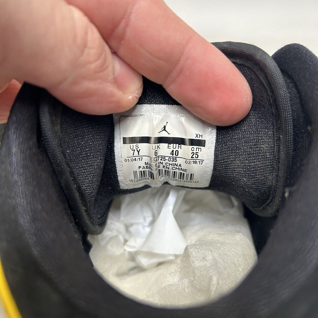 Nike Shoes Air Jordan 1 Retro Mid GS “New Love” 2017