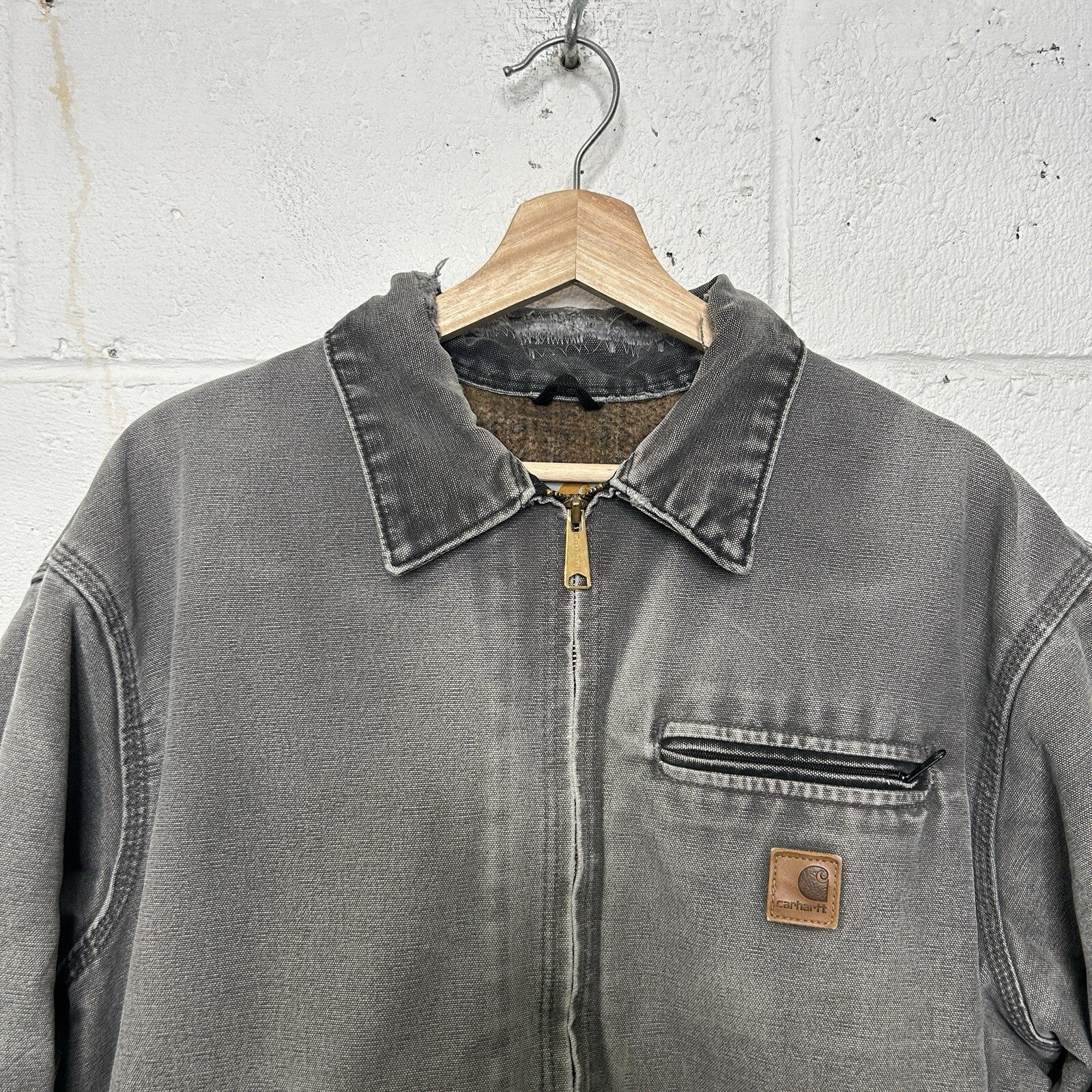 Thrashed Vintage Carhartt Blanket-Lined Detroit Jacket “Gravel” J97 GVL Men’s XL