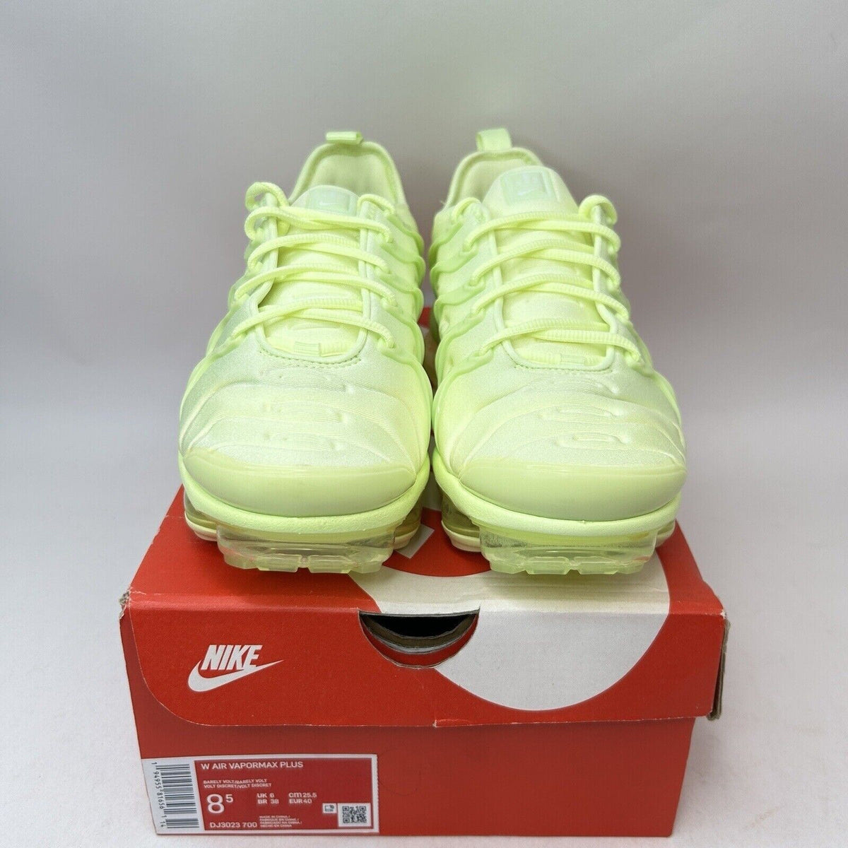 Nike Shoes Air VaporMax Plus WMNS “Barely Volt” 2024