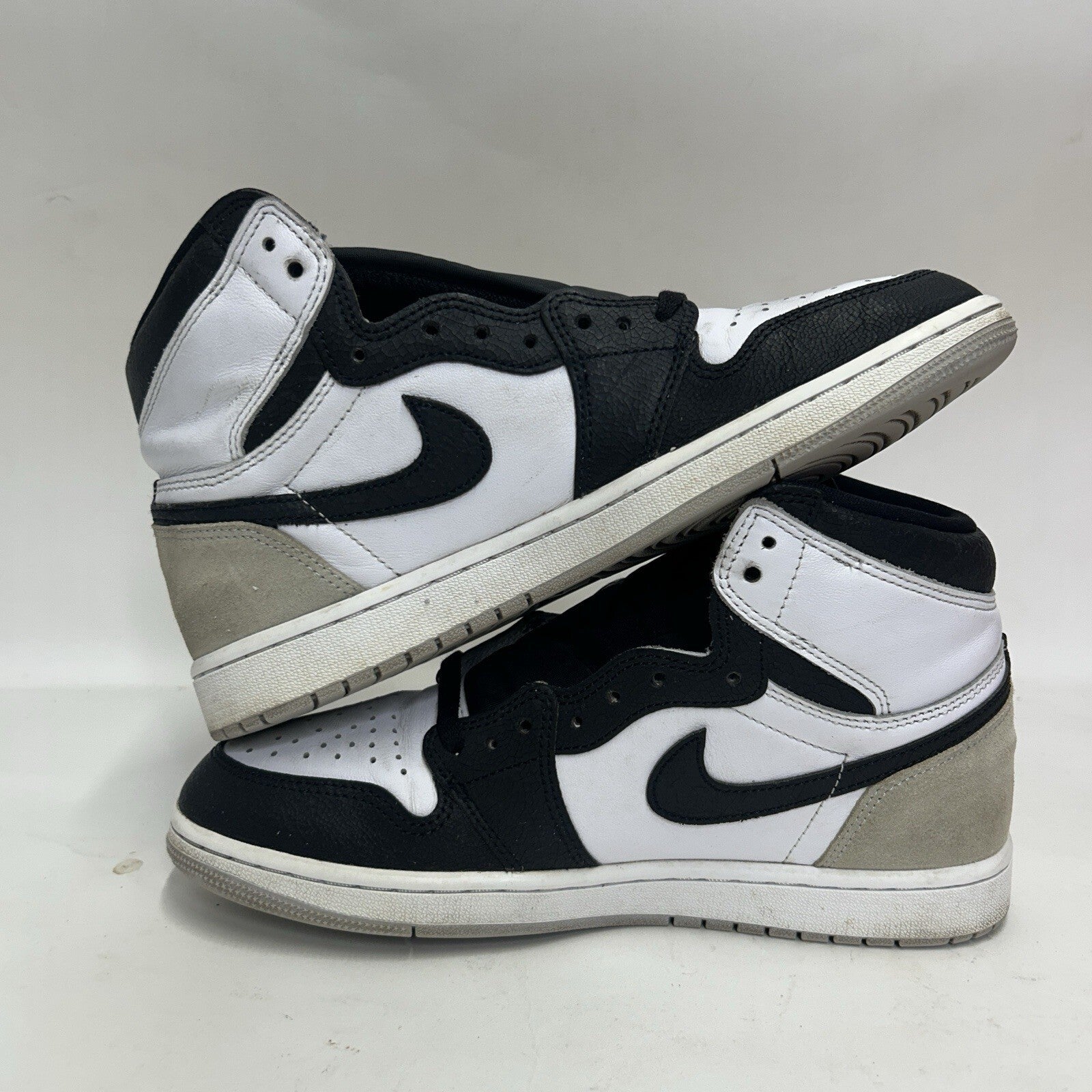 Nike Air Jordan 1 Retro High OG “Stage Haze”  555088-108 Men’s 9 Worn