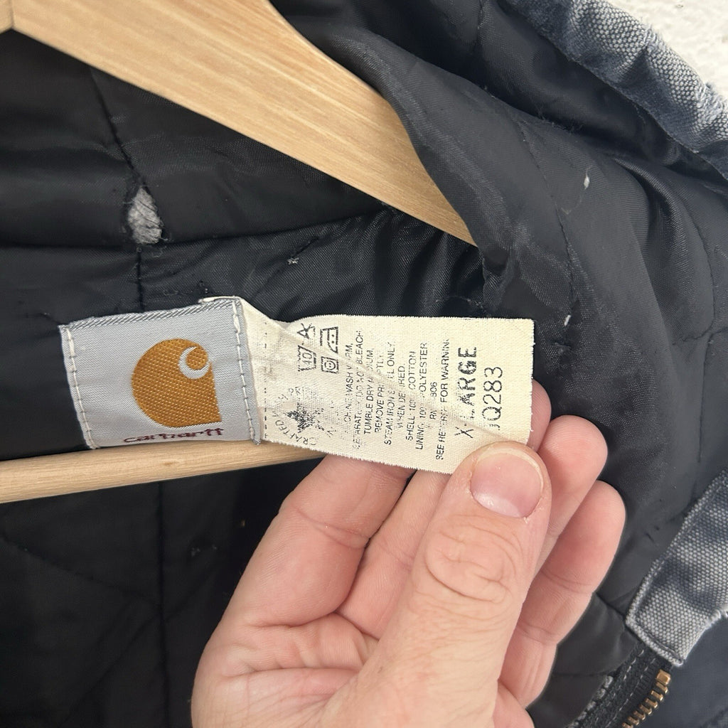 Vintage Faded Carhartt Hooded Active Jacket “Navy Blue” JQ283 Men’s X-Large