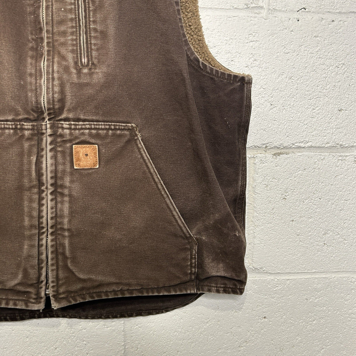 Y2K Carhartt Sherpa-Lined Mock-Neck Vest “Dark Brown” V33 DKB Men’s Large