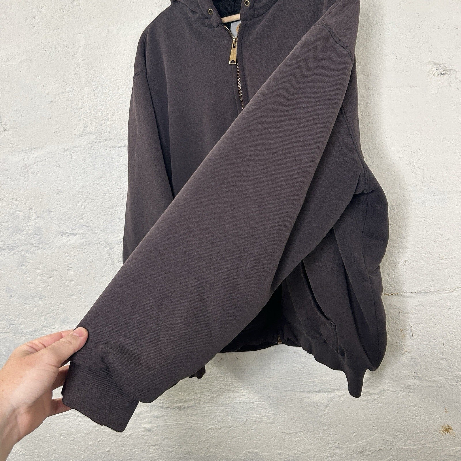 Vintage Faded Carhartt Thermal-Lined Hooded Zip-Up Jacket “Black” J149 Men’s LRG
