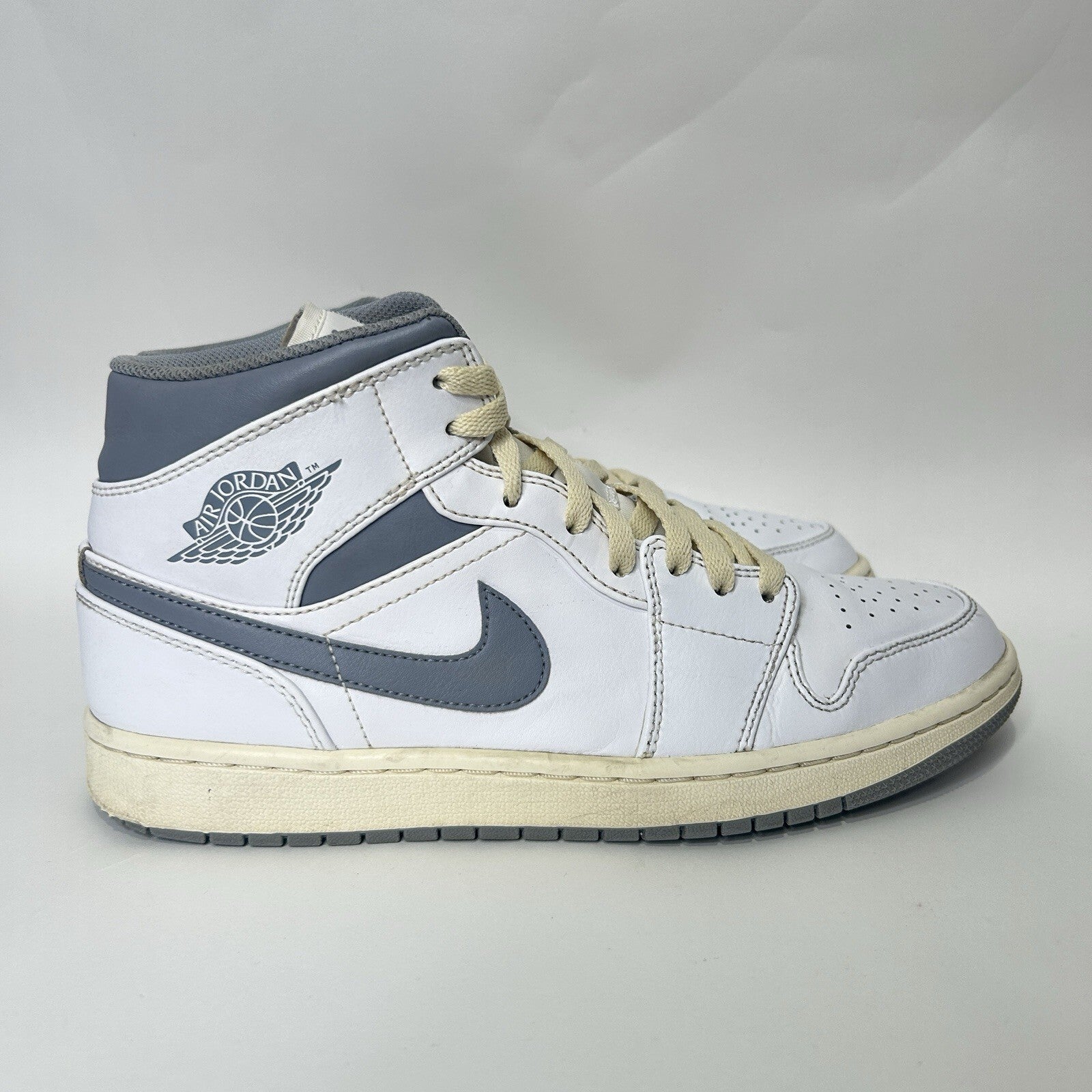 Nike Air Jordan 1 Mid Retro “Neutral Grey White” 554724-135 Men’s 9.5 Worn