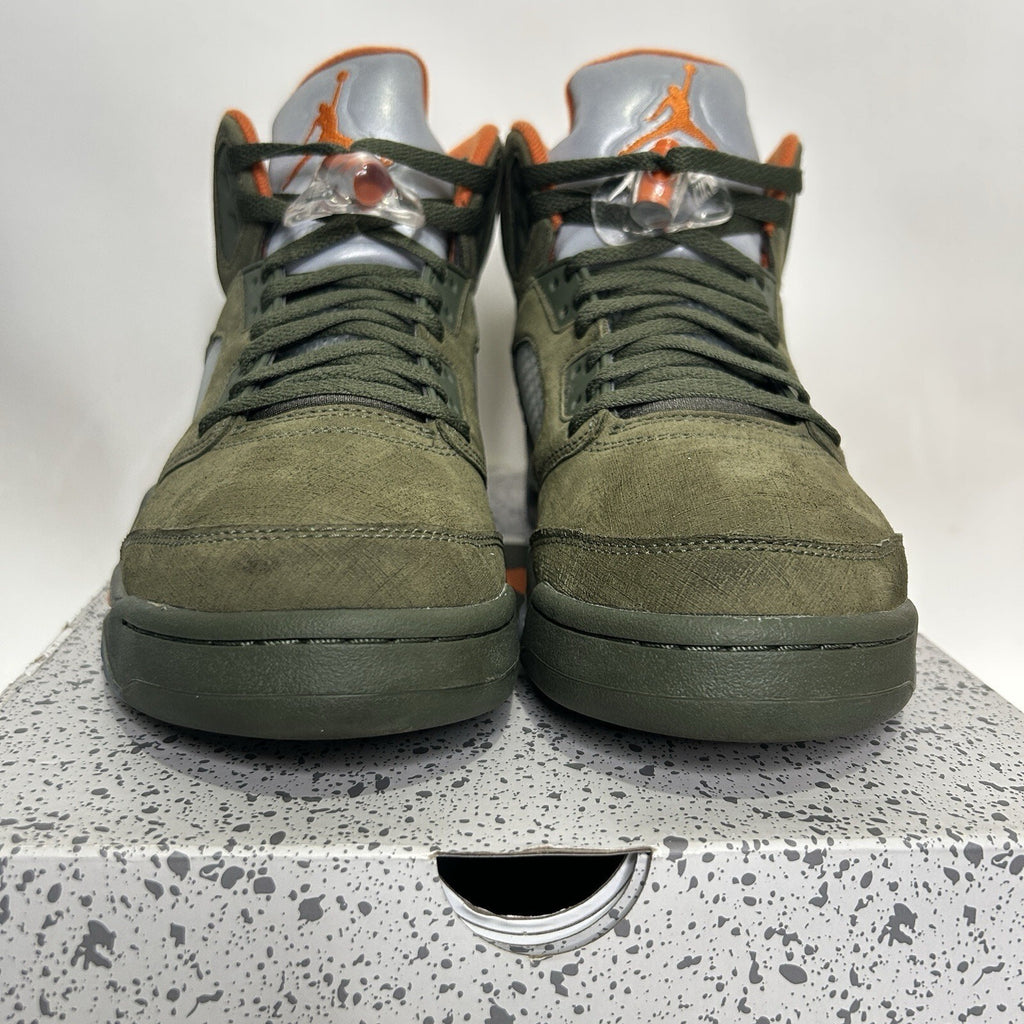 Nike Air Jordan 5 Retro SE “Olive”