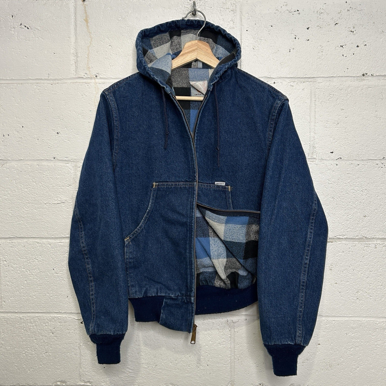 VTG Carhartt Flannel-Lined Hooded Active Jacket “Blue Denim” JF848 Men’s Small