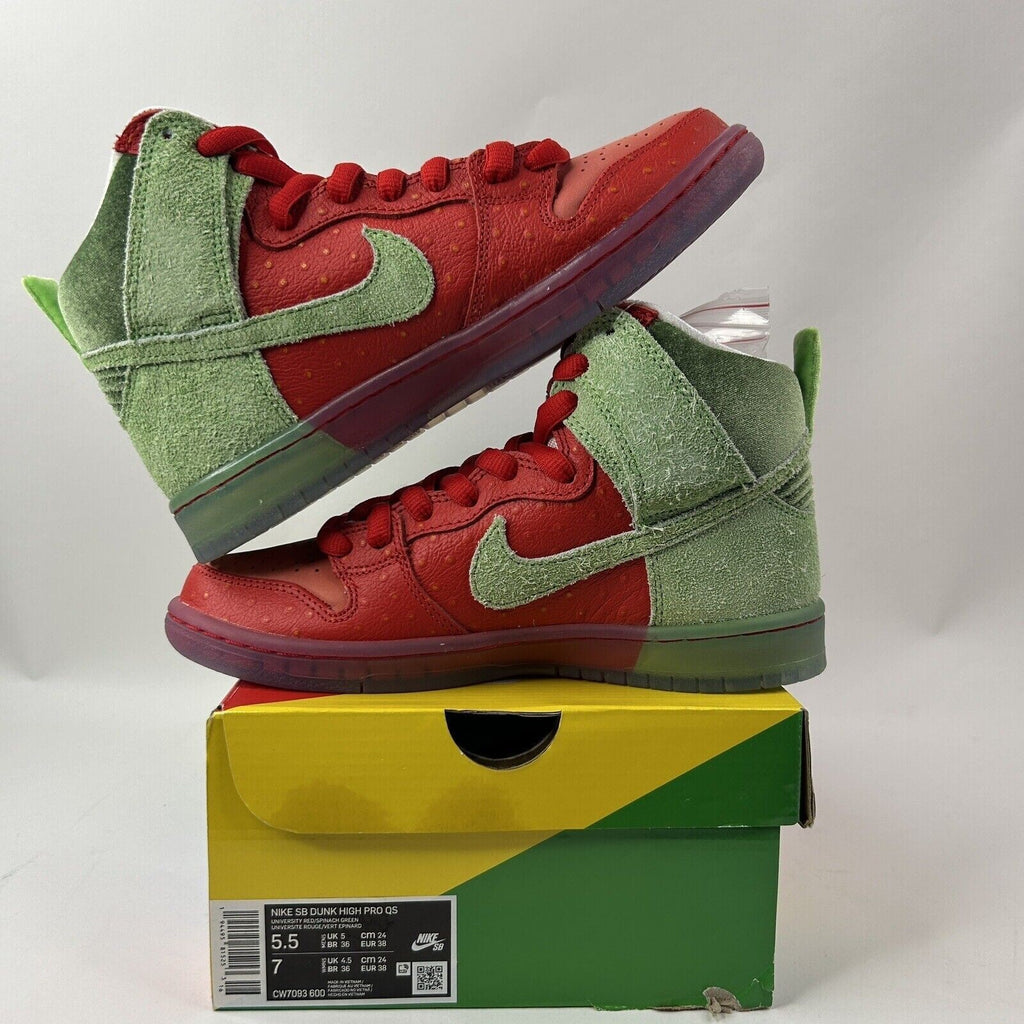 Nike Shoes Dunk High SB “Strawberry Cough” 2024