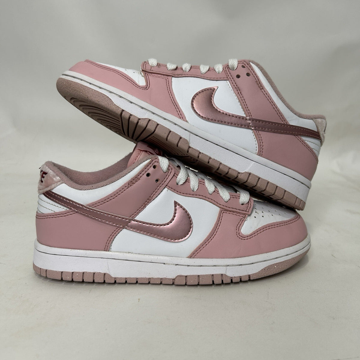 Nike Dunk Low GS “Pink Velvet White” DO6485-600 5Y/Women’s 6.5 Worn